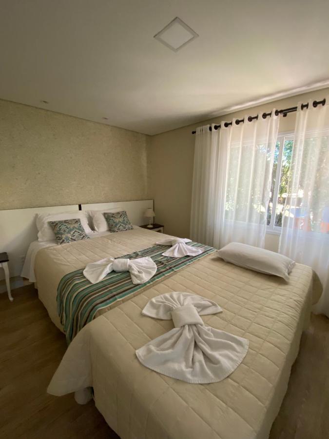 Pousada Ipe Amarelo E Quinta Dos Medeiros Bed & Breakfast Gramado Ngoại thất bức ảnh