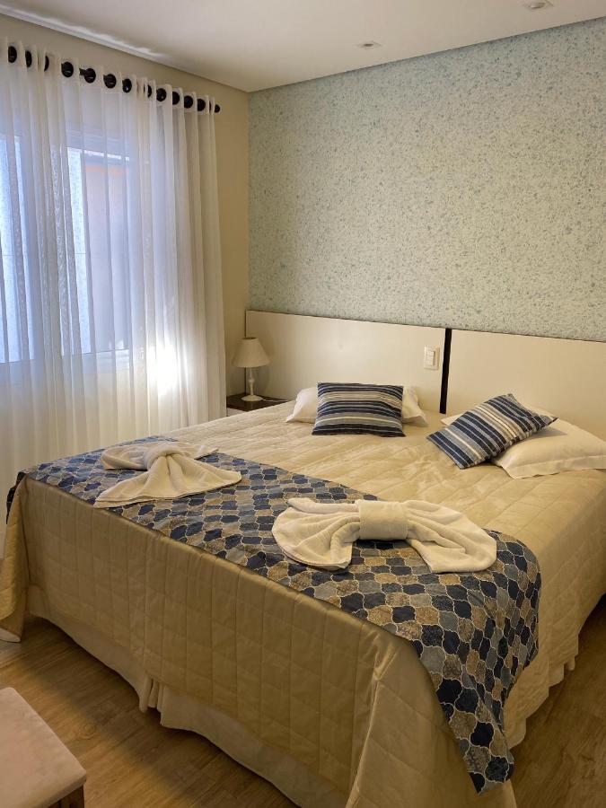 Pousada Ipe Amarelo E Quinta Dos Medeiros Bed & Breakfast Gramado Ngoại thất bức ảnh