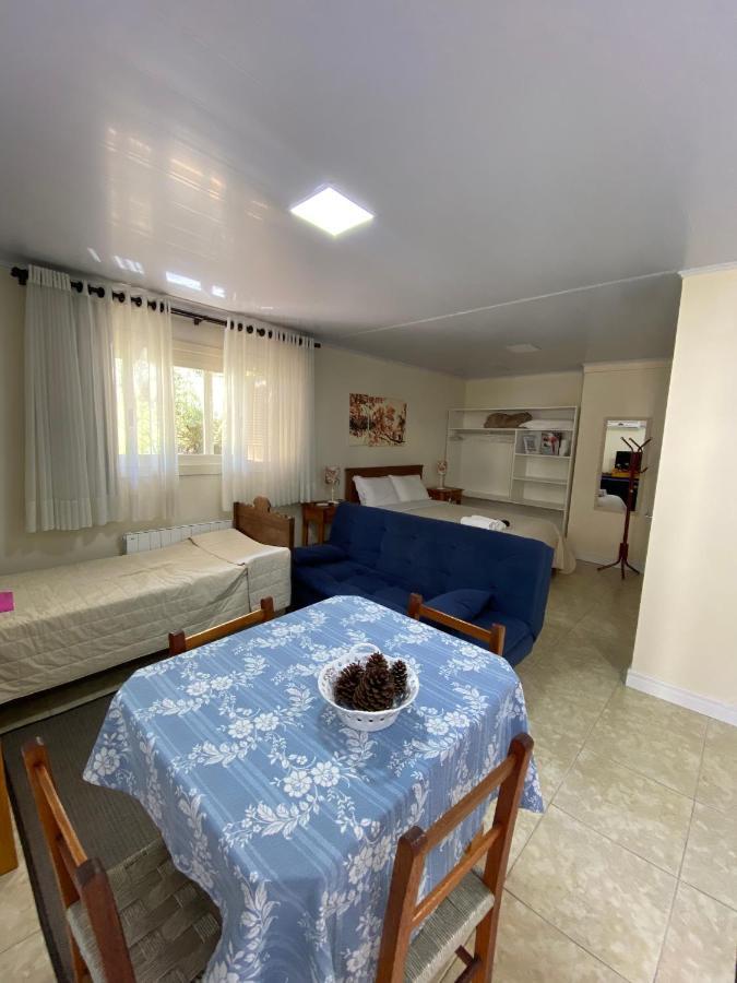 Pousada Ipe Amarelo E Quinta Dos Medeiros Bed & Breakfast Gramado Ngoại thất bức ảnh